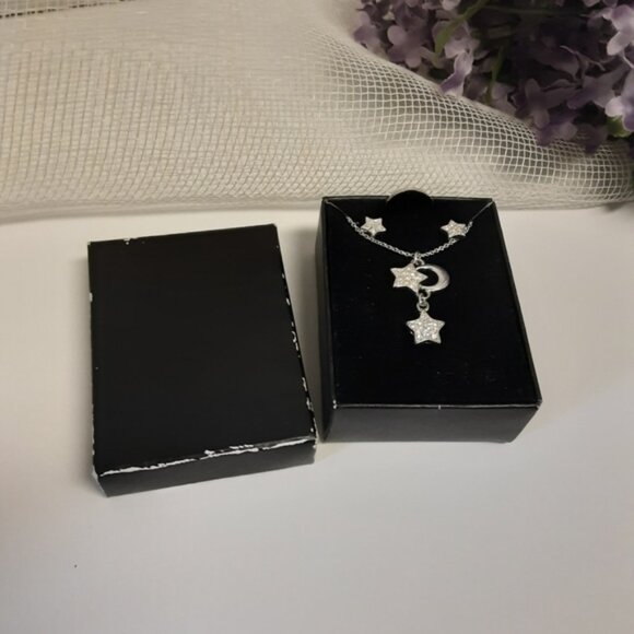 Avon Necklace & Earrings Silver Tone Crescent Moon Rhinestone Stars Adjustable - Picture 8 of 8